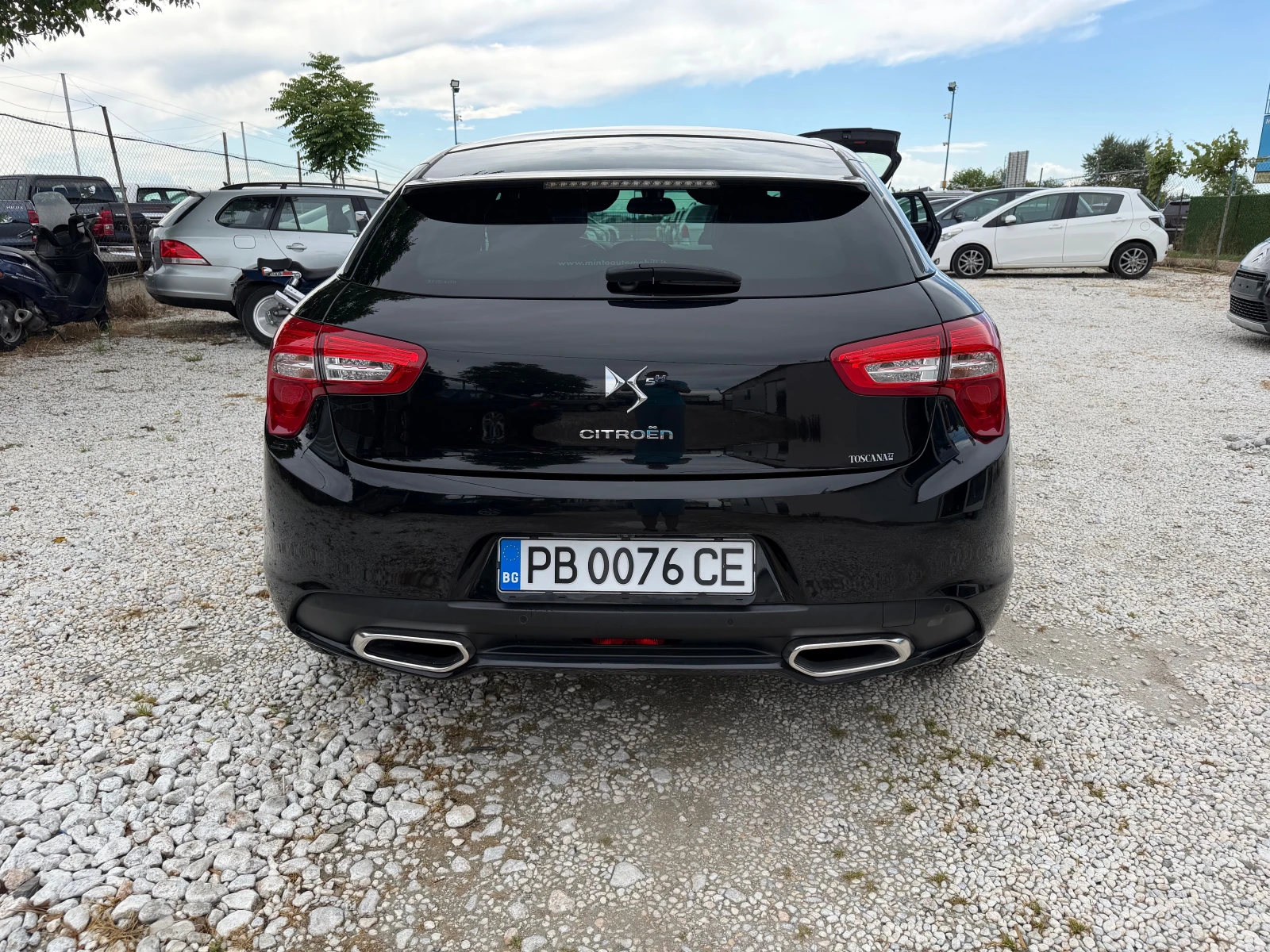 Citroen DS5 2.0HDI-HYBRID, снимка 2 - Автомобили и джипове - 54751366