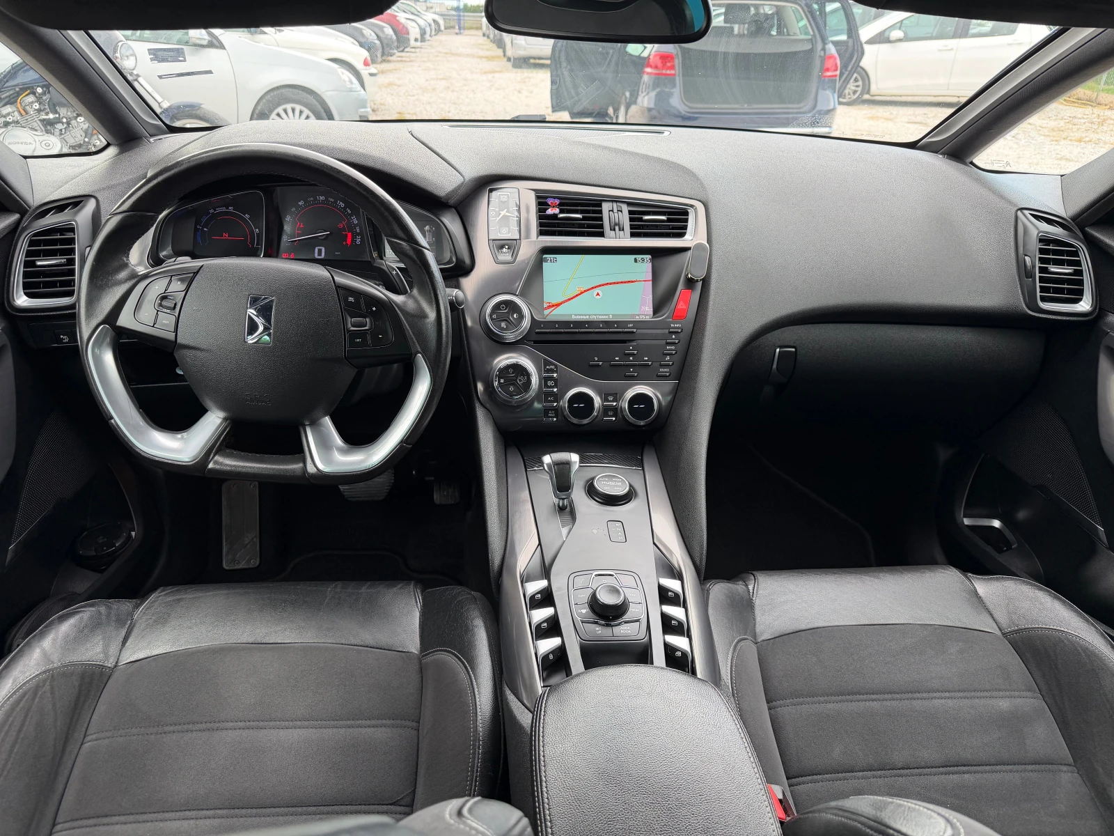 Citroen DS5 2.0HDI-HYBRID, снимка 11 - Автомобили и джипове - 54751366