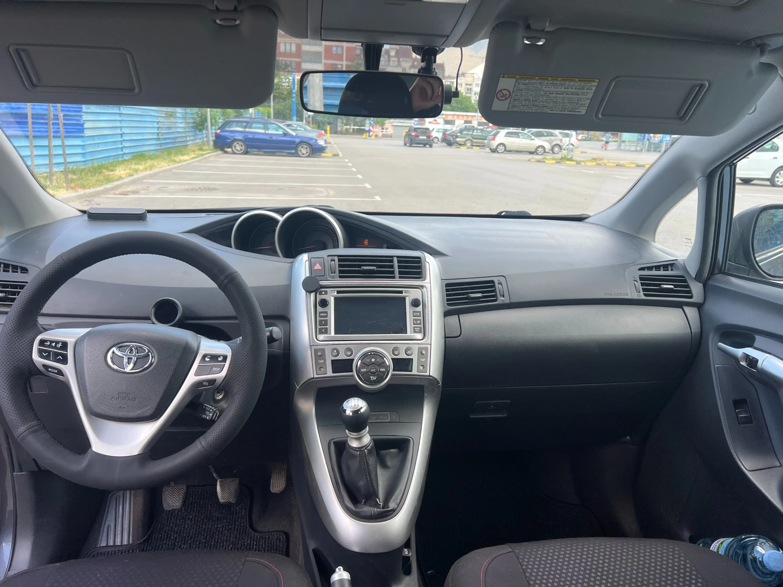 Toyota Verso 2.0 D-4D 126 , снимка 8 - Автомобили и джипове - 54812277