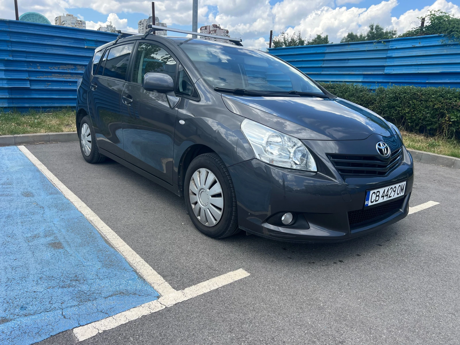 Toyota Verso 2.0 D-4D 126 , снимка 3 - Автомобили и джипове - 54812277