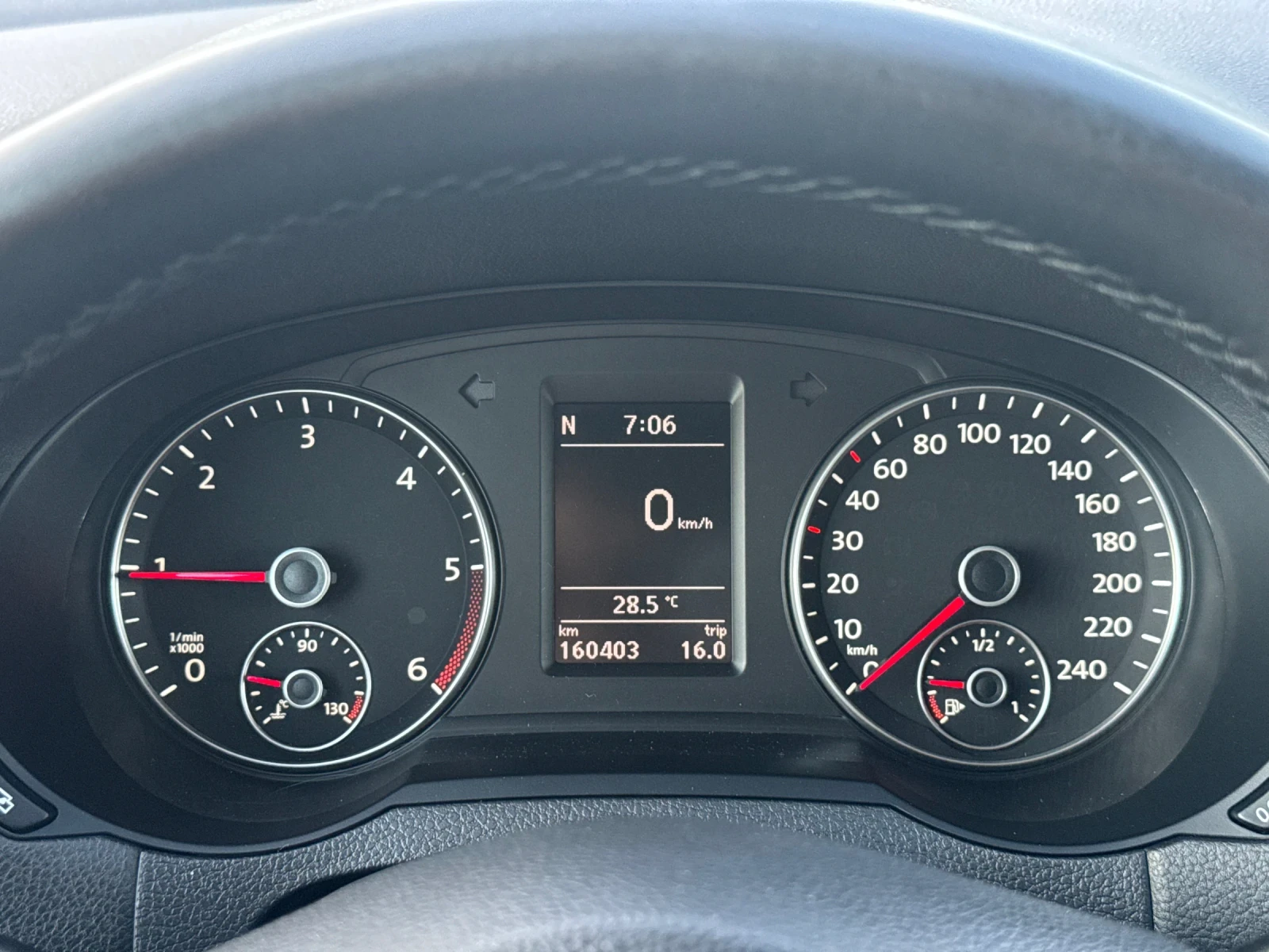 VW Sharan 2.0TDi 4x4 7-Места, снимка 15 - Автомобили и джипове - 55086246