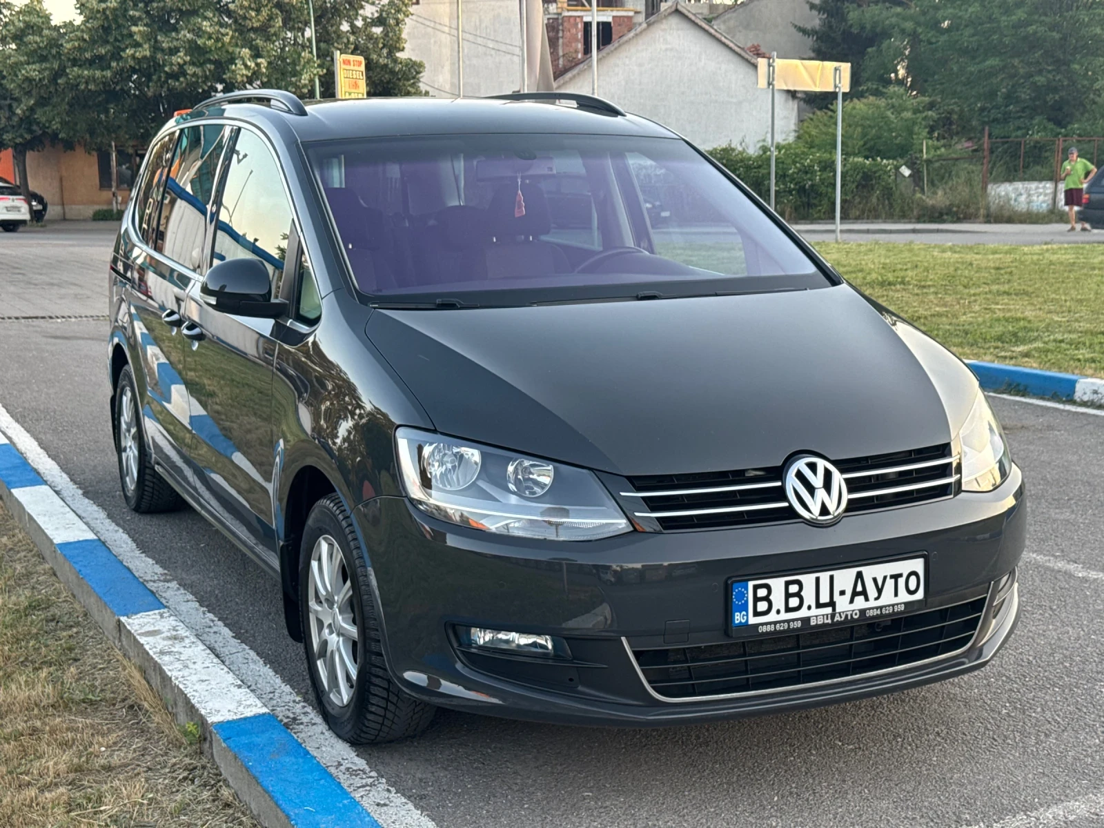 VW Sharan 2.0TDi 4x4 7-Места, снимка 3 - Автомобили и джипове - 55086246