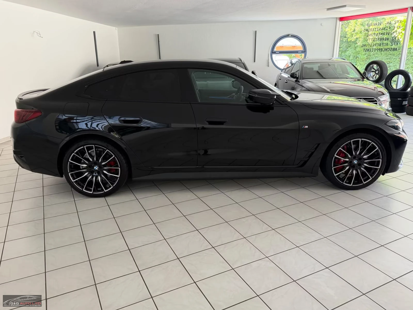 BMW i4 M60/601HP/xDRIVE/SPORT/PRO/360/BLACK/ACC/537z, снимка 6 - Автомобили и джипове - 55146534