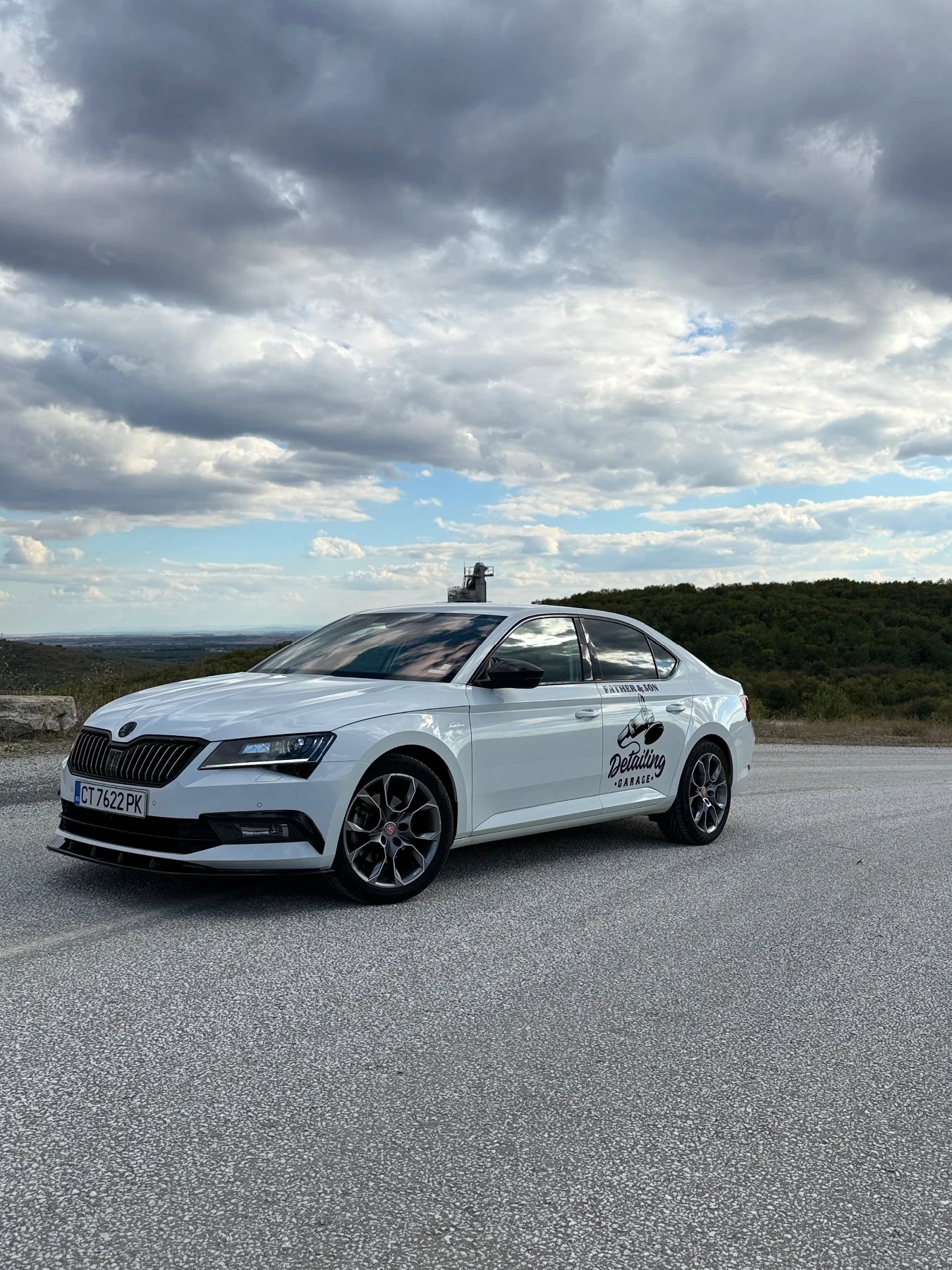 Skoda Superb L&K, снимка 5 - Автомобили и джипове - 55688648