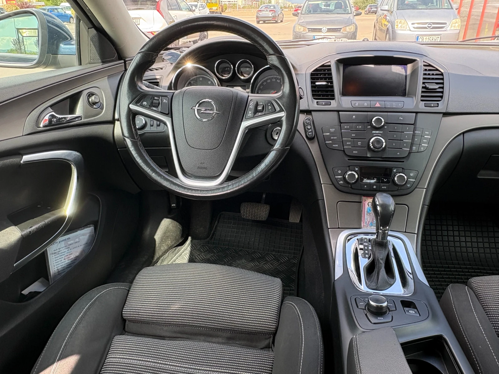 Opel Insignia, снимка 7 - Автомобили и джипове - 55775495
