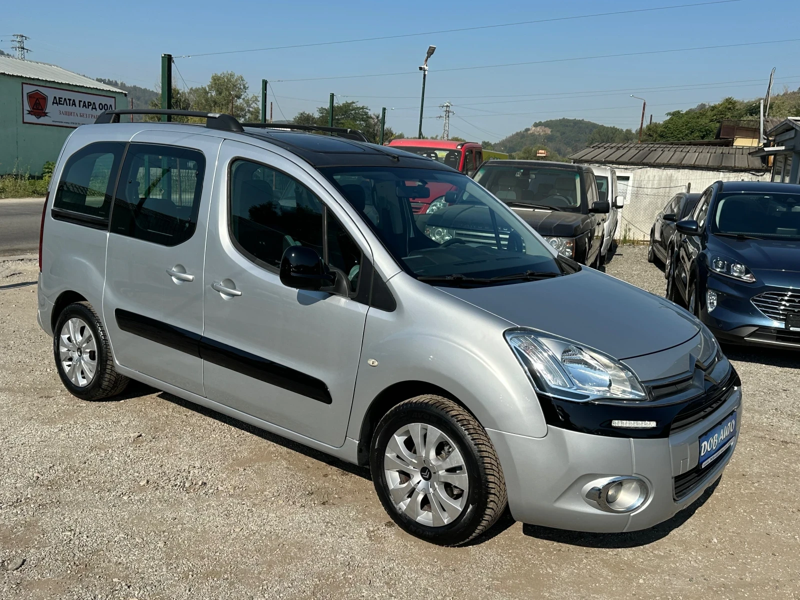 Citroen Berlingo 1.6HDI-92к.с-SELECTION-FACELIFT-ЛЕД-ПАНОРАМА, снимка 7 - Автомобили и джипове - 55881662