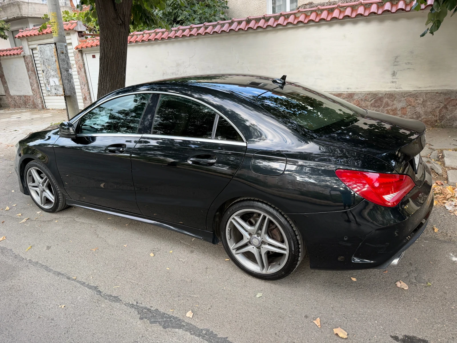 Mercedes-Benz CLA 200 AMG-PACK, снимка 3 - Автомобили и джипове - 55980716