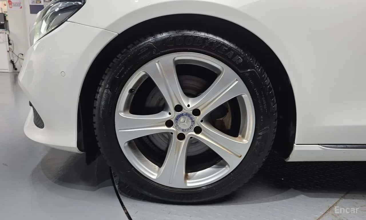 Mercedes-Benz E 220 Avantgarde | ��������������� | ���� �� �������� | Mobile.bg � ����������� 5