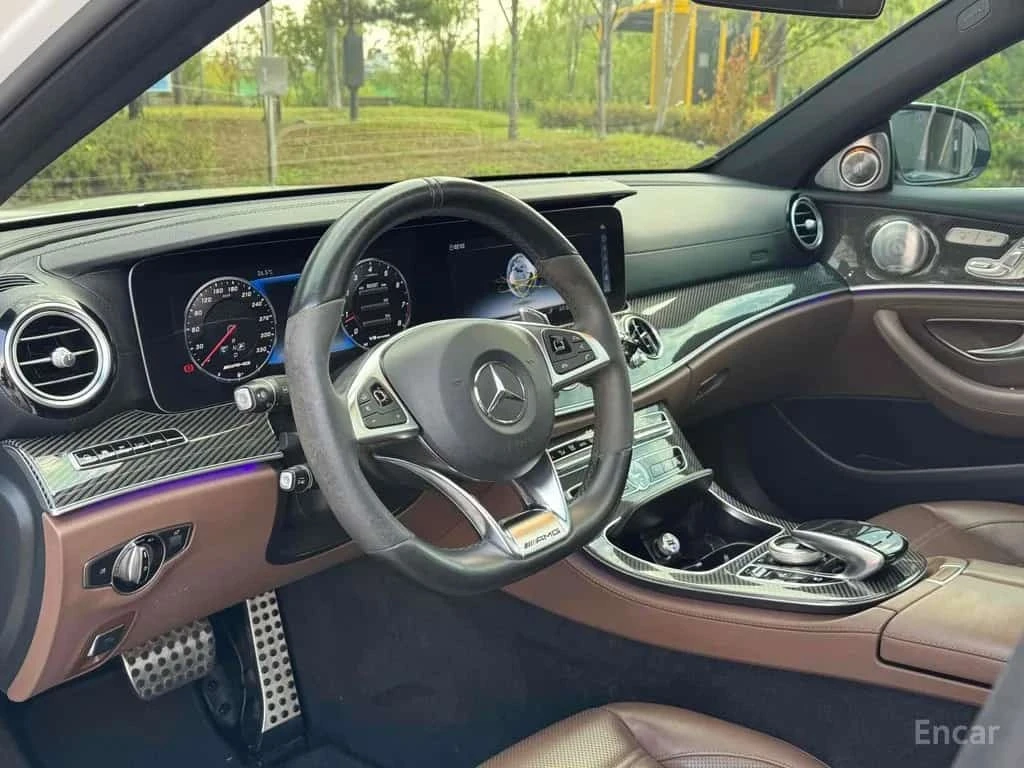 Mercedes-Benz E 63 AMG 4MATIC+ /���������/��������/���������/360 | Mobile.bg � ����������� 9