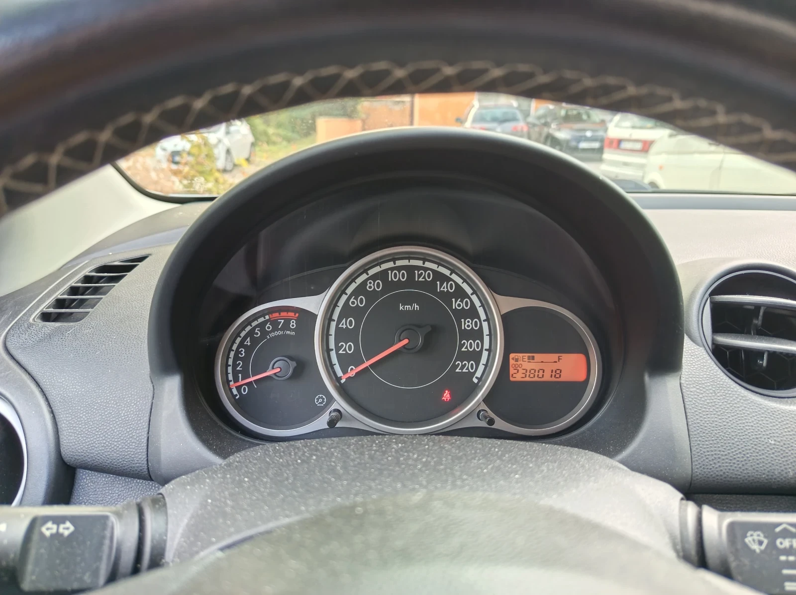 Mazda 2 Fashion, снимка 14 - Автомобили и джипове - 56623597