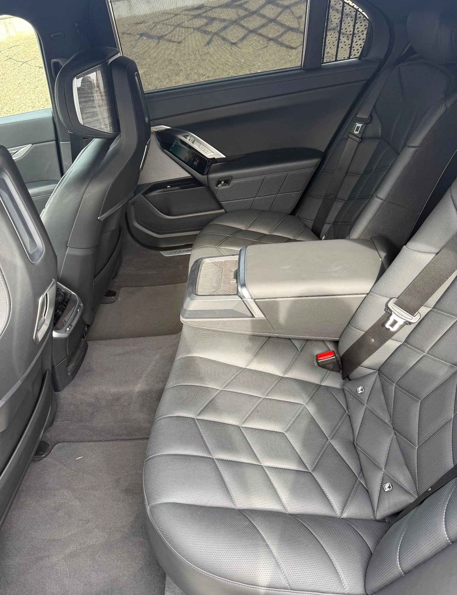 BMW 740 d xDrive M-Sport , снимка 8 - Автомобили и джипове - 56736605
