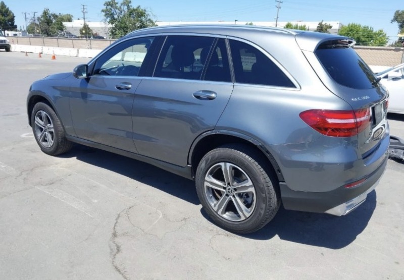 Mercedes-Benz GLC 300 4MATIC 241HP, снимка 3 - Автомобили и джипове - 46805798