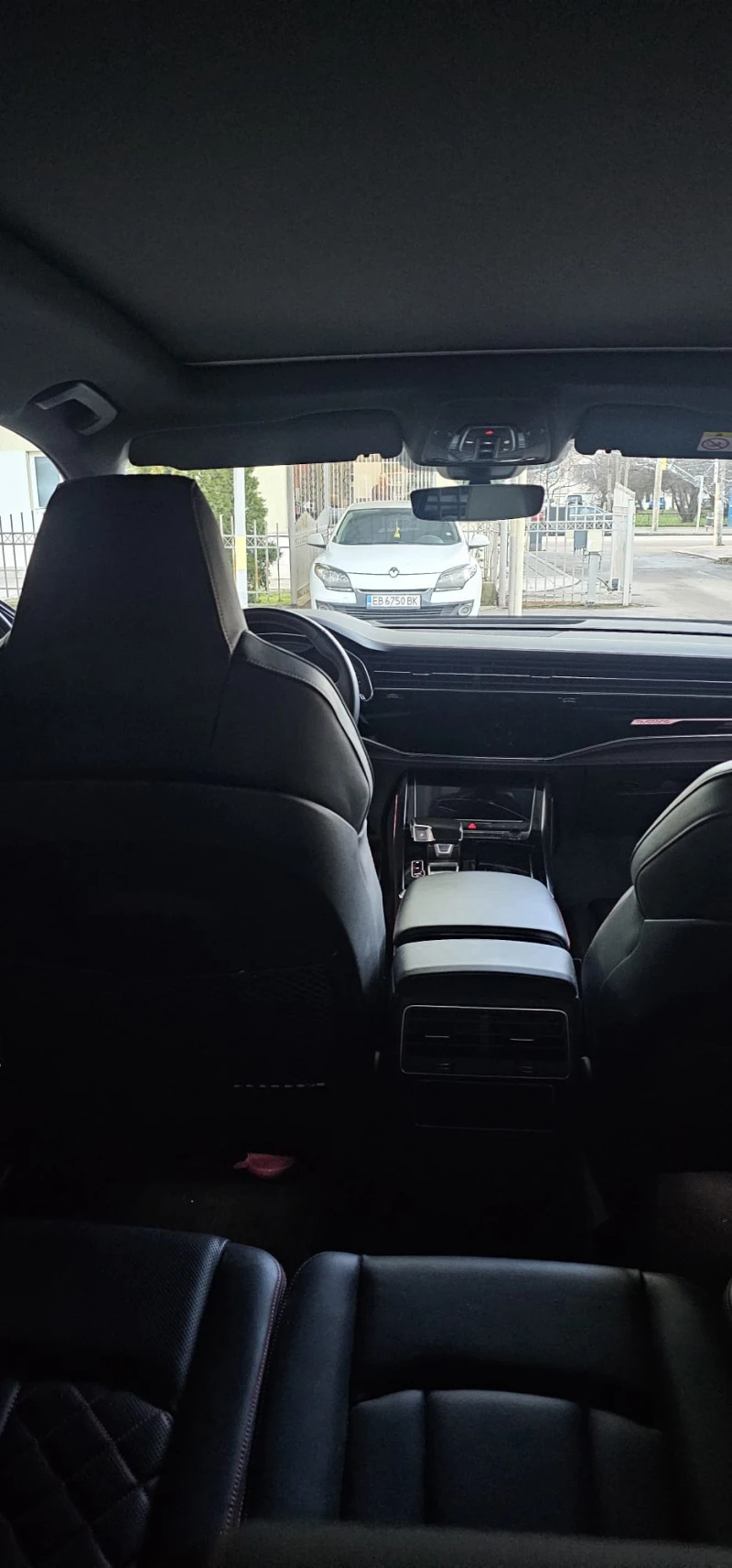 Audi SQ7 TFSI Quattro / B&O / 360 / 7-МЕСТЕН / YYB, снимка 7 - Автомобили и джипове - 53165908