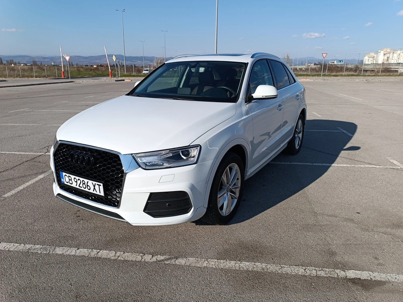 Audi Q3 2.0 TFSI - изображение 3