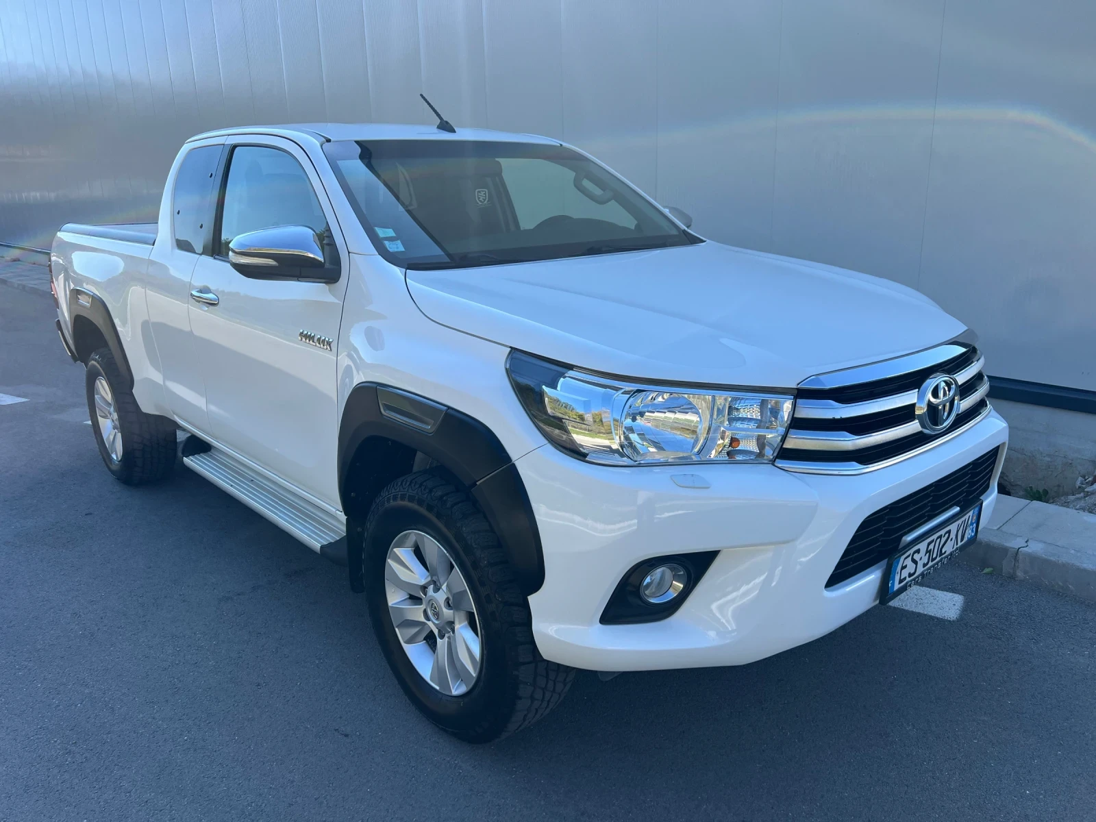 Toyota Hilux 2.4* D4D* NAVI* 4x4 - изображение 3