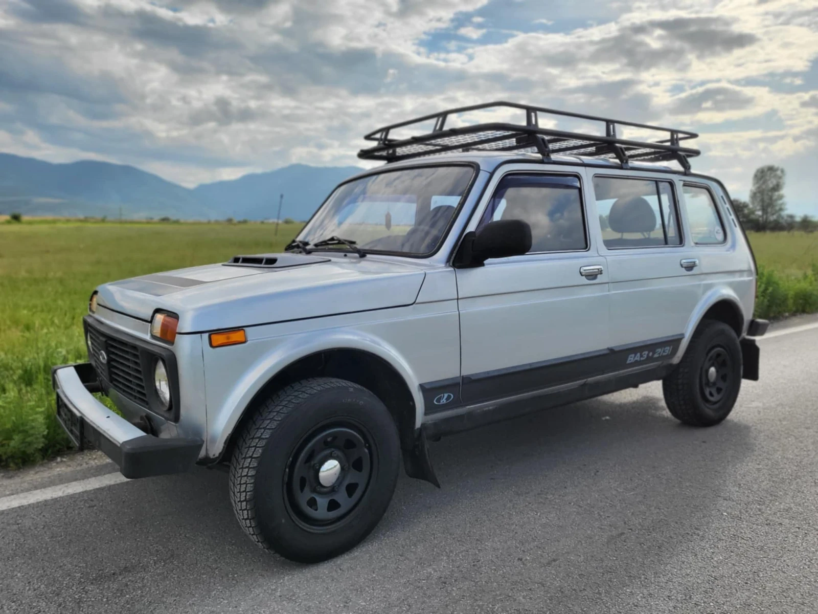 Lada Niva Фабрична GAS 1.7 - изображение 2