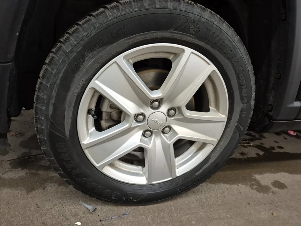 Jeep Compass * NORTH * CARFAX *    | Mobile.bg   17