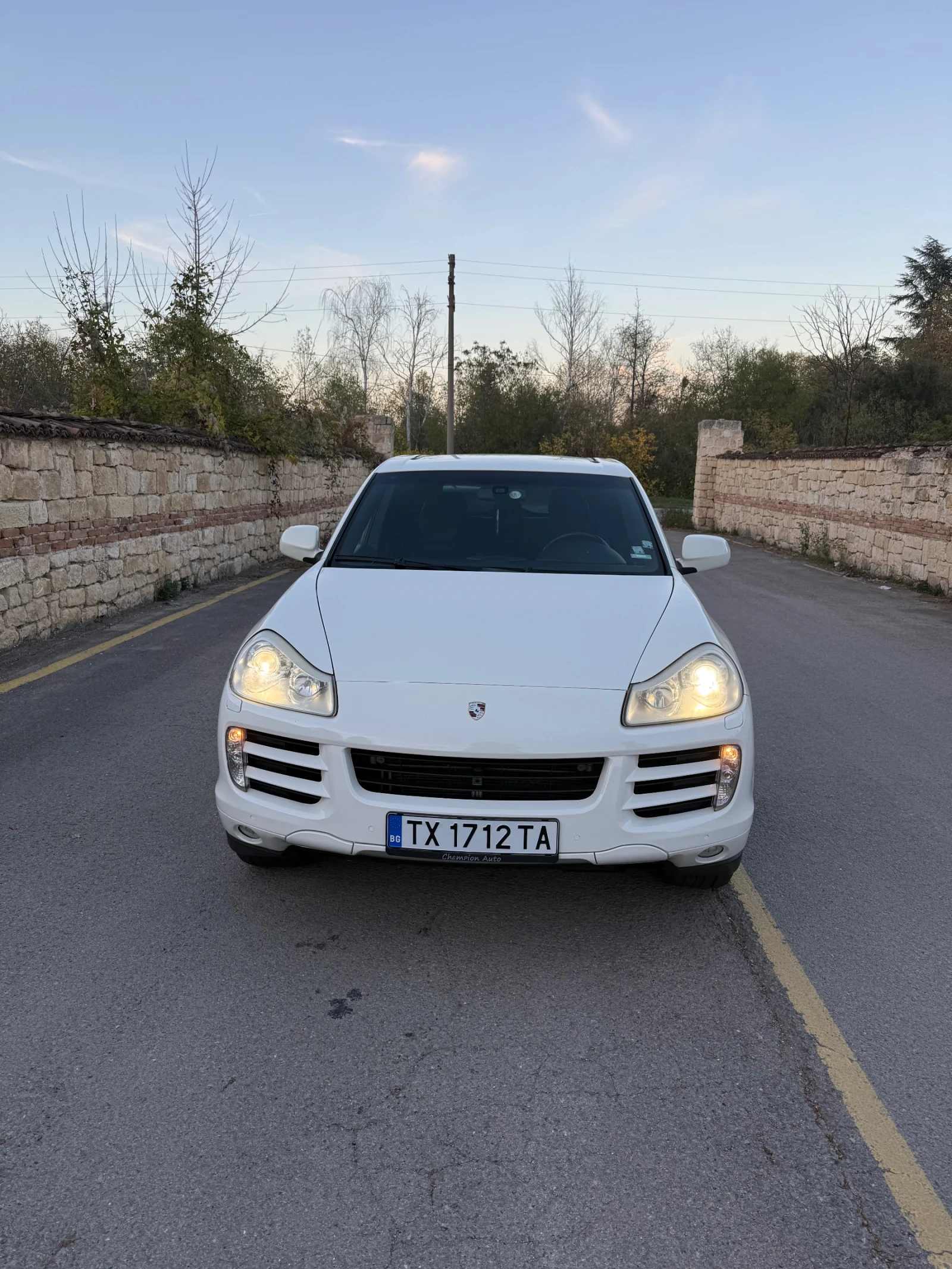 Porsche Cayenne  - изображение 2