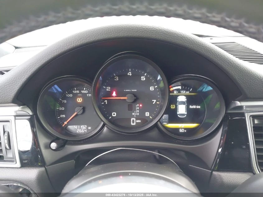 Porsche Macan 2018 PORSCHE MACAN SPORT EDITION - изображение 9