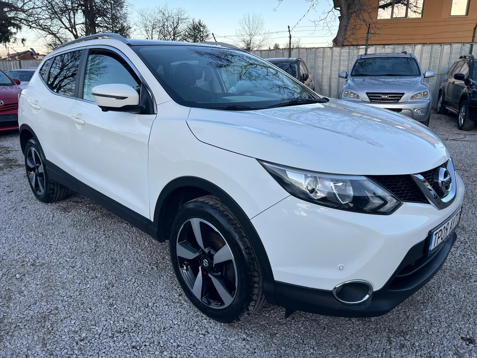 Nissan Qashqai 1.6�* ���������*  | Mobile.bg � ����������� 4