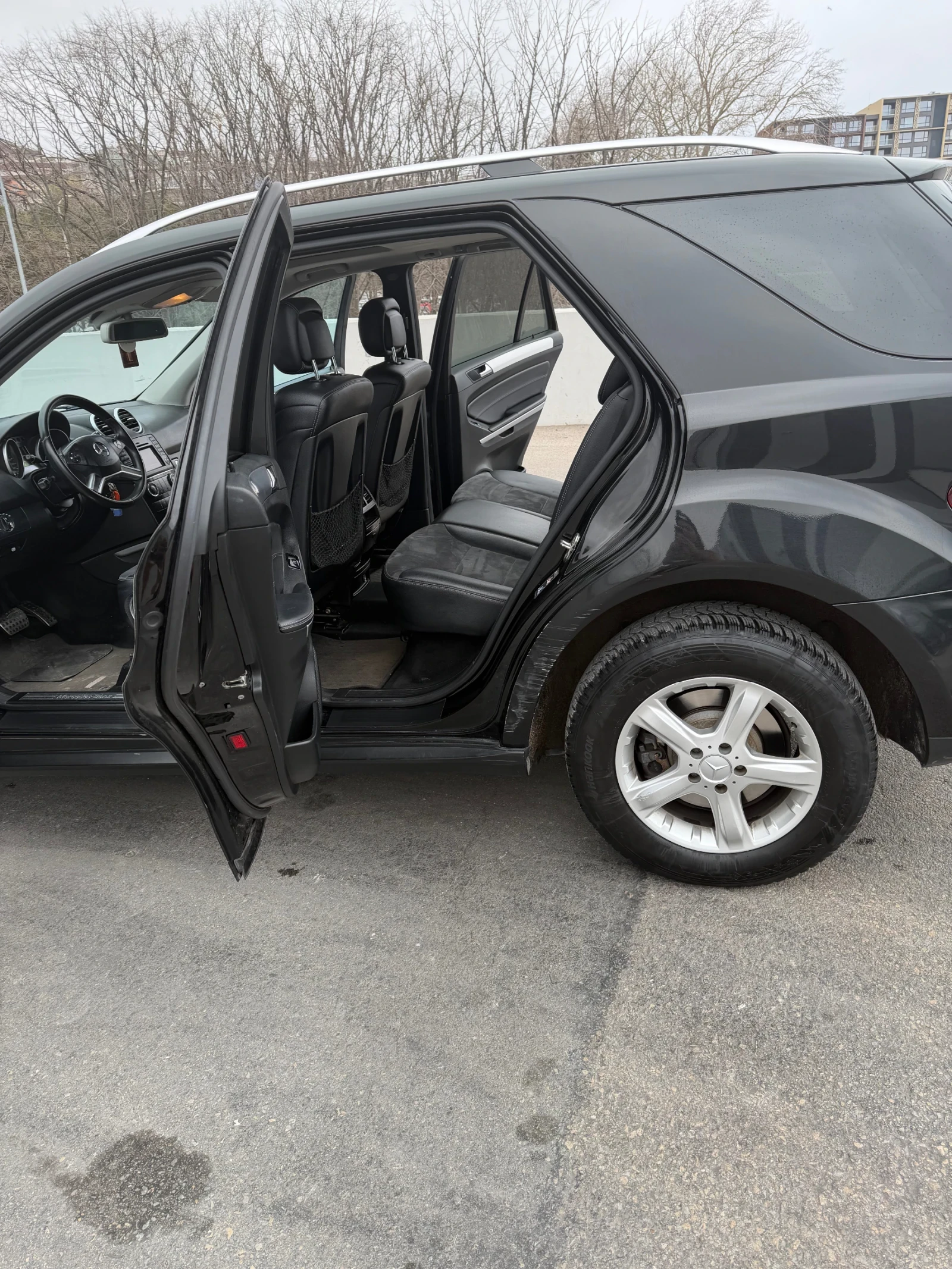 Mercedes-Benz ML 320, снимка 7 - Автомобили и джипове - 53997683