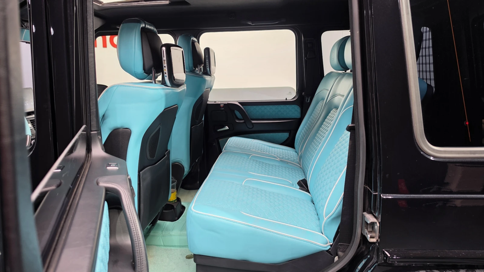 Mercedes-Benz G 63 AMG G-Class G63 AMG, снимка 10 - Автомобили и джипове - 55596921