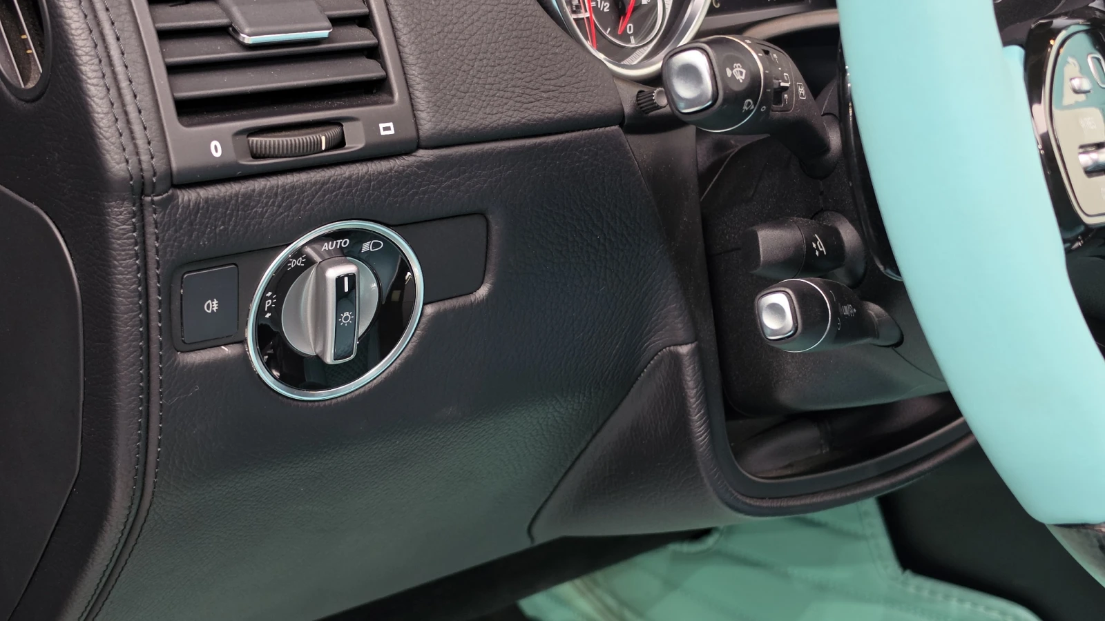 Mercedes-Benz G 63 AMG G-Class G63 AMG, снимка 14 - Автомобили и джипове - 55596921