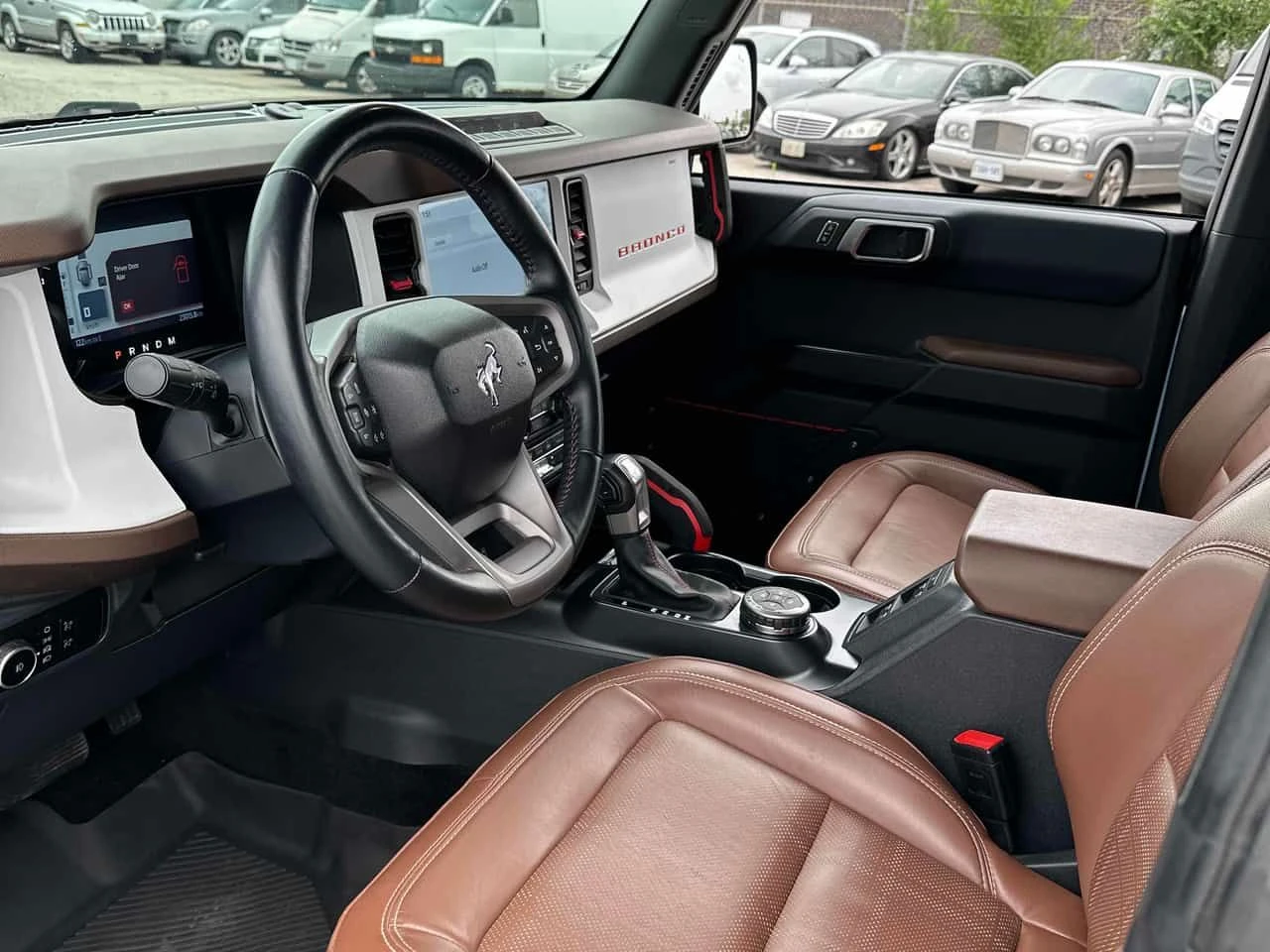 Ford Bronco * Heritage Limited Edition * CARFAX * ОПЦИЯ ЗА ФИН, снимка 5 - Автомобили и джипове - 55647574