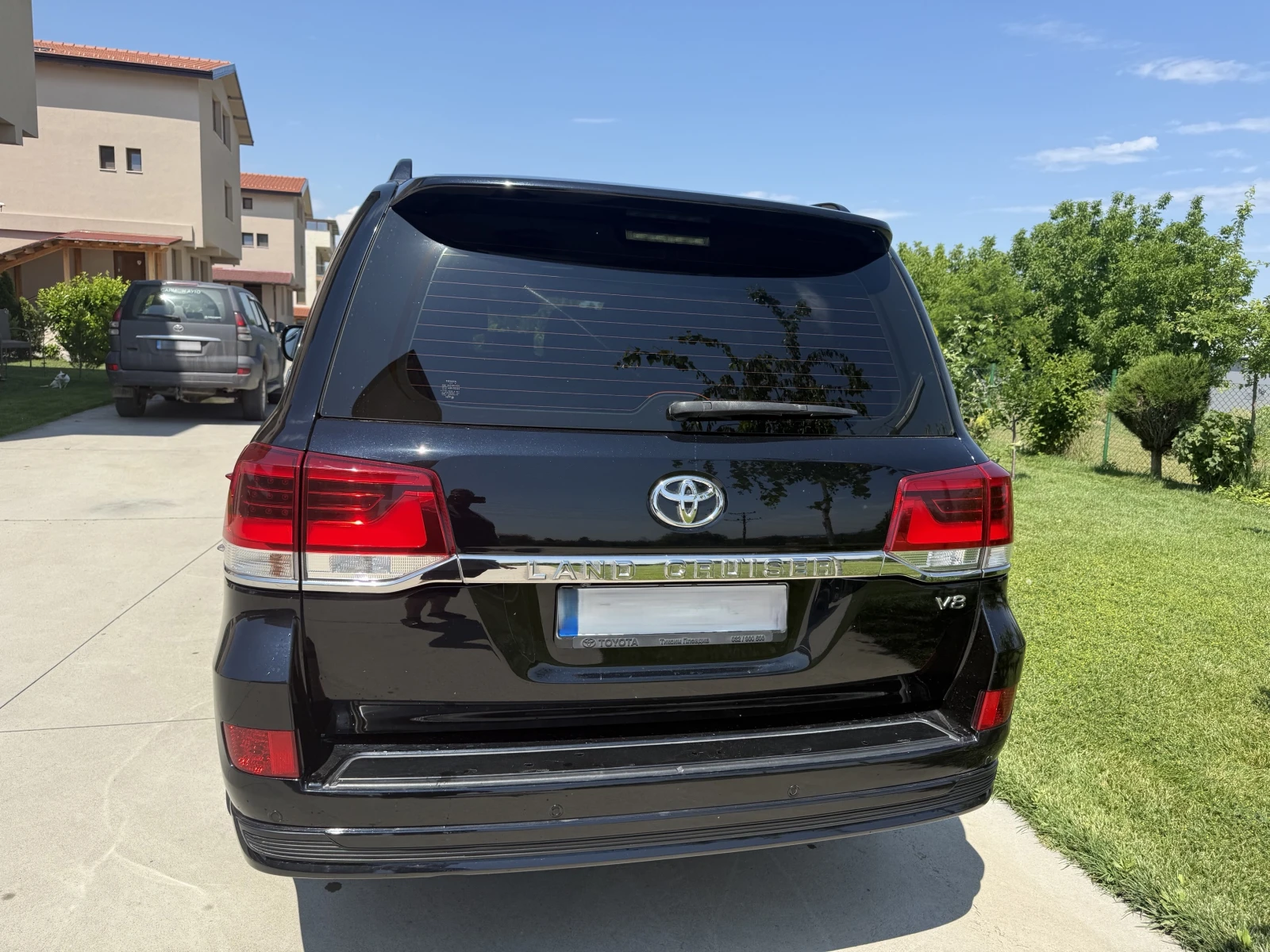 Toyota Land cruiser j200  Executive Lounge , снимка 12 - Автомобили и джипове - 55900171