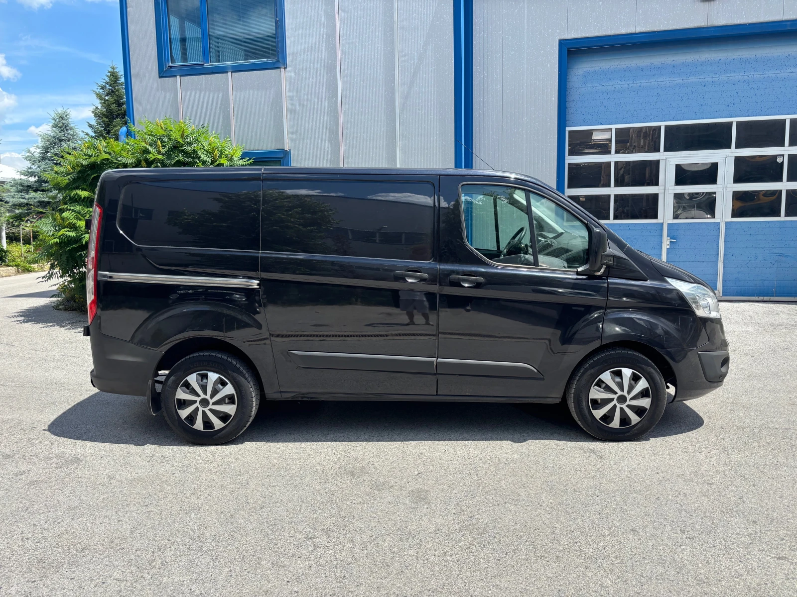 Ford Transit Custom 2.2-125kc, снимка 3 - Бусове и автобуси - 55251975