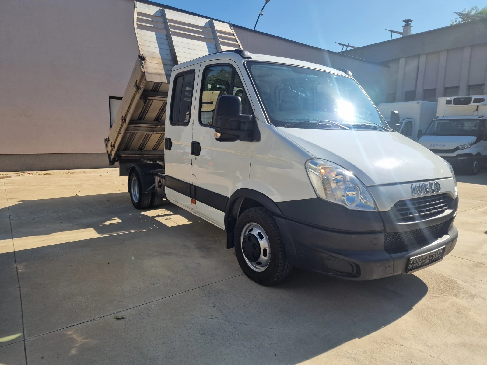 Iveco 35c15 3.0НРI швейцарски, снимка 2 - Бусове и автобуси - 55463453
