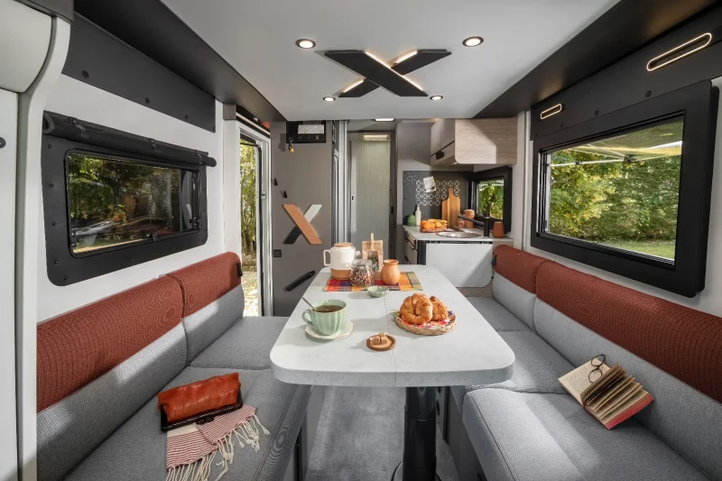 Кемпер Challenger X 150, снимка 4 - Каравани и кемпери - 51602912