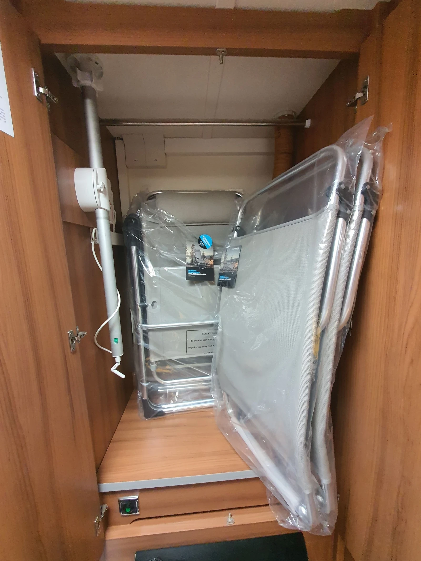 Каравана Tabbert Bellini 655, снимка 7 - Каравани и кемпери - 53832260