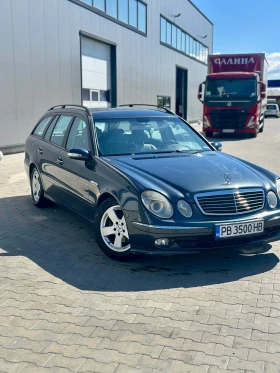 Mercedes-Benz E 220, снимка 3