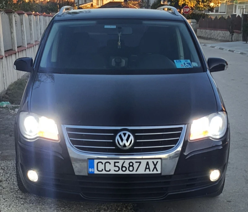 VW Touran, снимка 1 - Автомобили и джипове - 47894880