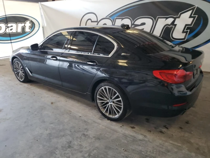 BMW 530E, снимка 2 - Автомобили и джипове - 48724188