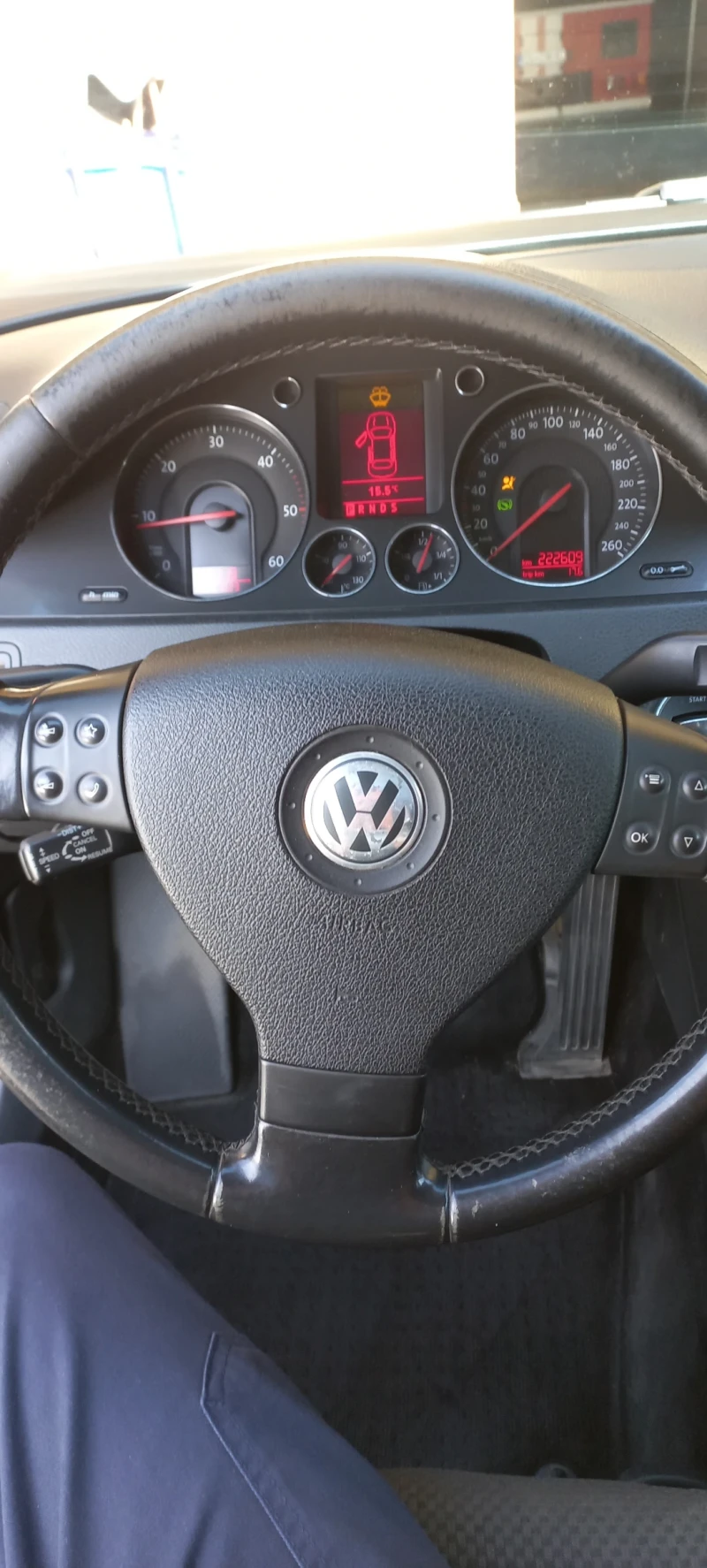 VW Passat, снимка 9 - Автомобили и джипове - 48851531