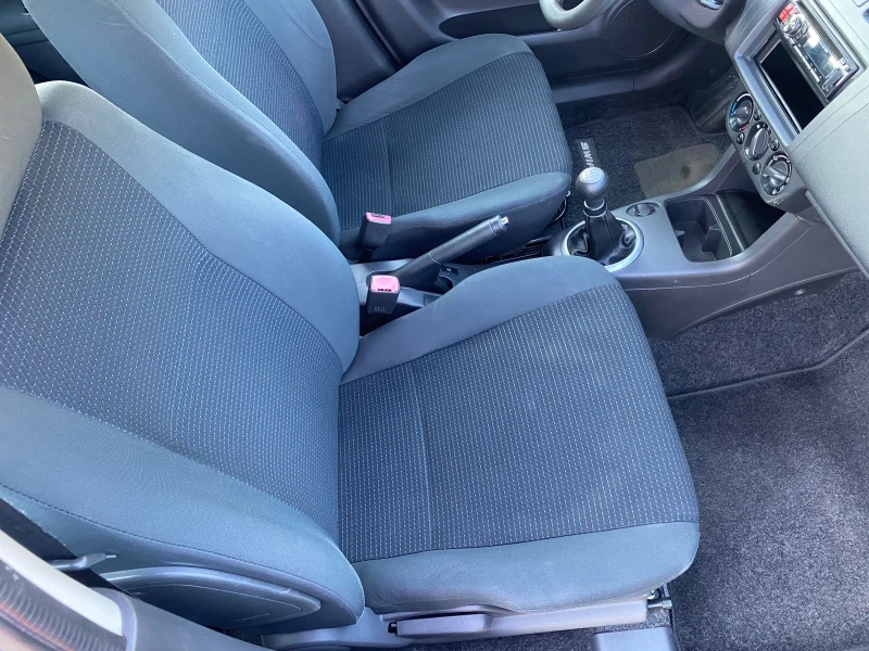 Suzuki Swift, снимка 12 - Автомобили и джипове - 52569457