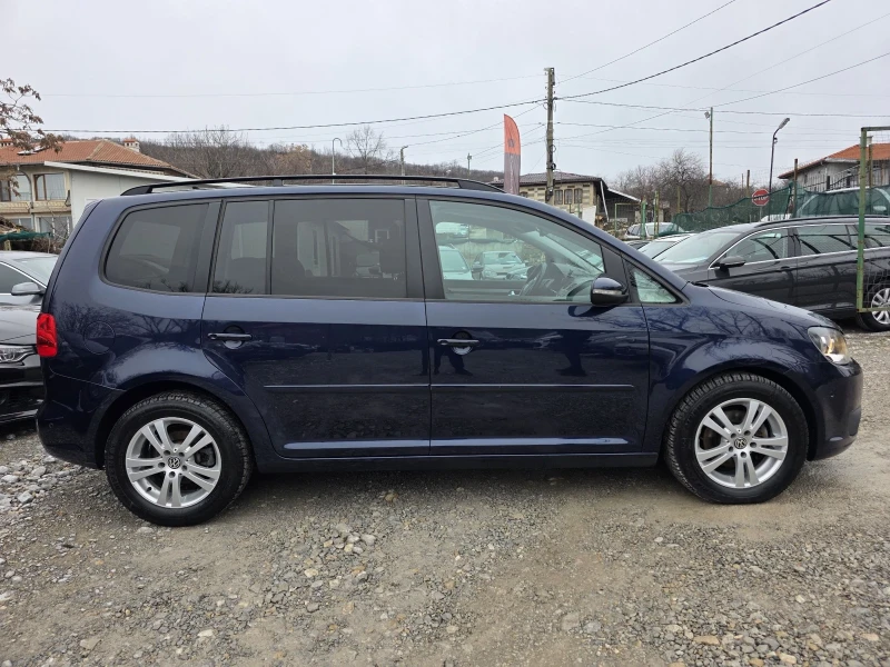 VW Touran 1.6 TDI 105 К.С. (DSG) НАВИ / КАМЕРА / САМОПАРКИРА, снимка 6 - Автомобили и джипове - 53059782