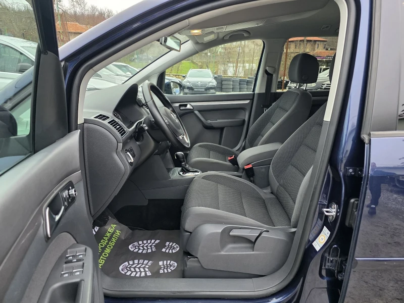 VW Touran 1.6 TDI 105 К.С. (DSG) НАВИ / КАМЕРА / САМОПАРКИРА, снимка 8 - Автомобили и джипове - 53059782