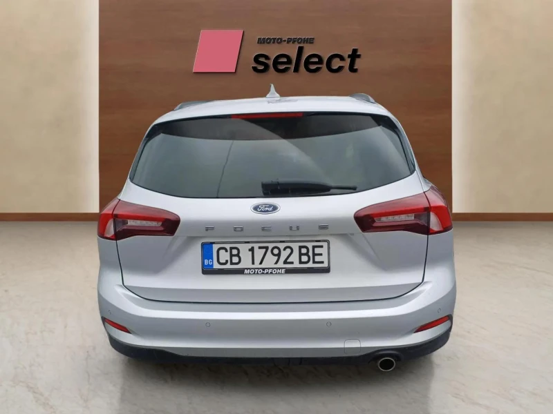Ford Focus 1.0 EcoBoost, снимка 6 - Автомобили и джипове - 53267835