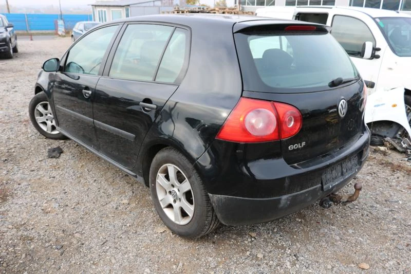 VW Golf 1.9 SDI, снимка 6 - Автомобили и джипове - 34726333