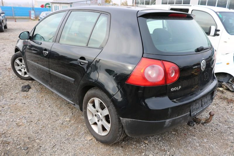 VW Golf 1.9 SDI, снимка 7 - Автомобили и джипове - 34726333