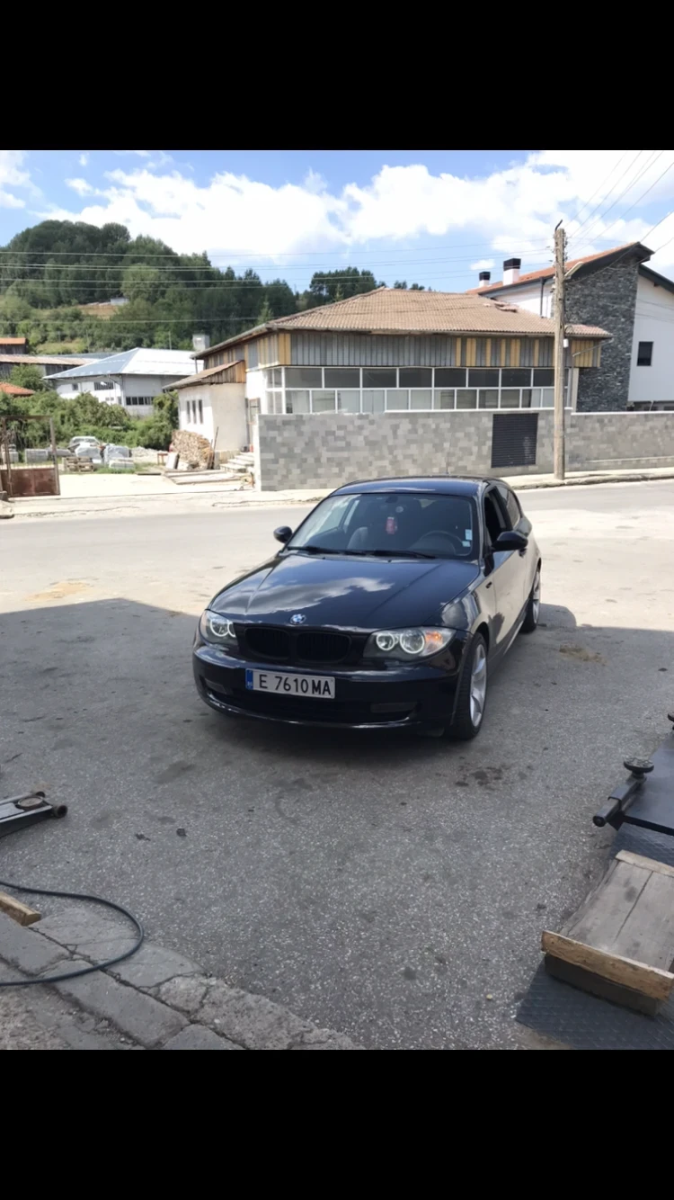 BMW 118 118d, снимка 7 - Автомобили и джипове - 47657210