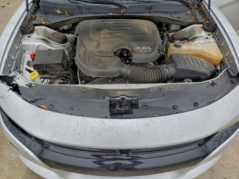 Dodge Charger  SXT* 3.6L* V6* 292HP* Клип на мотор* Фиксирана це, снимка 11 - Автомобили и джипове - 52973560