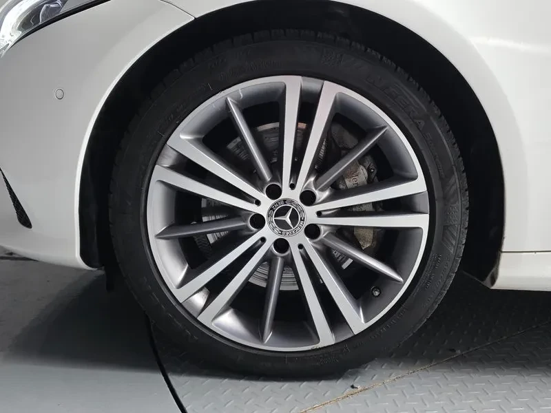 Mercedes-Benz CLS 400 4Matic, снимка 5 - Автомобили и джипове - 55940331