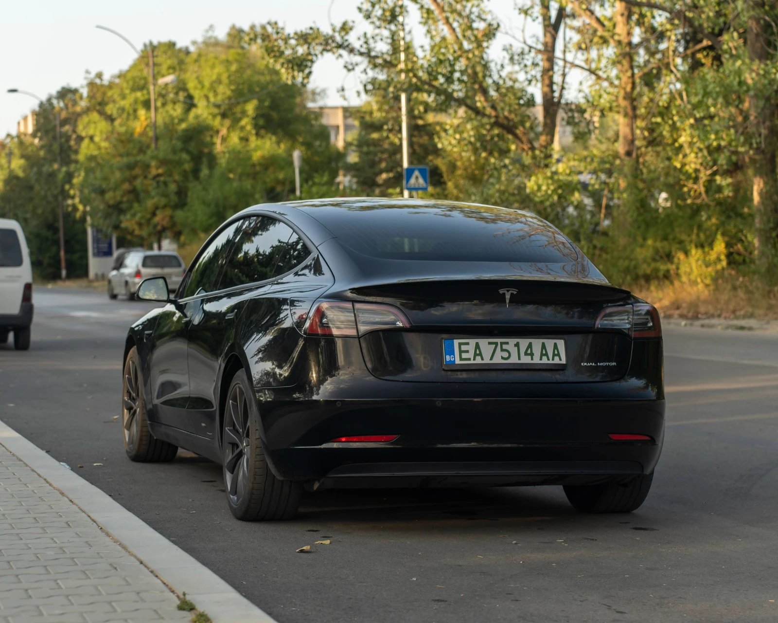 Tesla Model 3 LR FSD - изображение 5