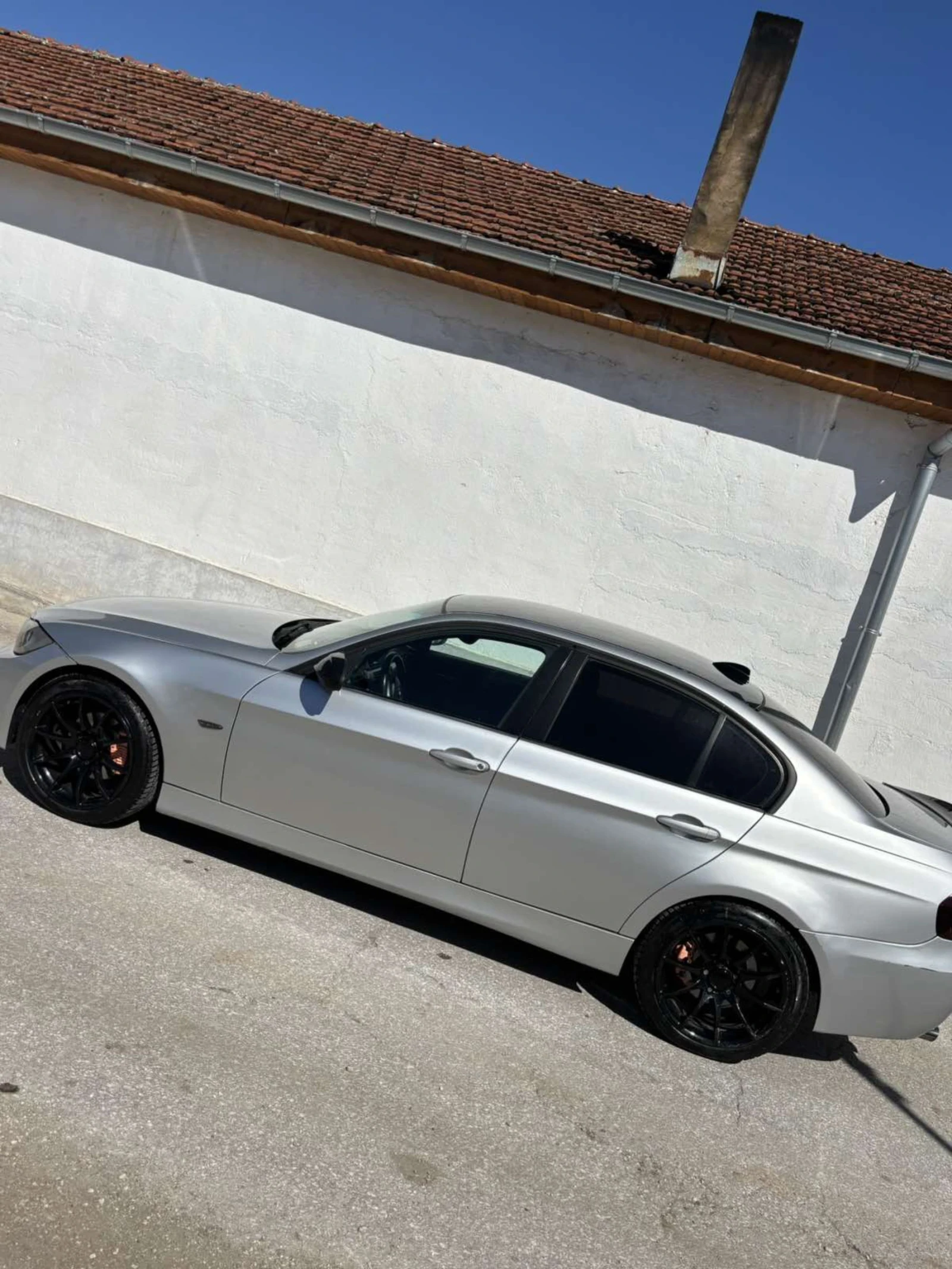 BMW 320  - изображение 2