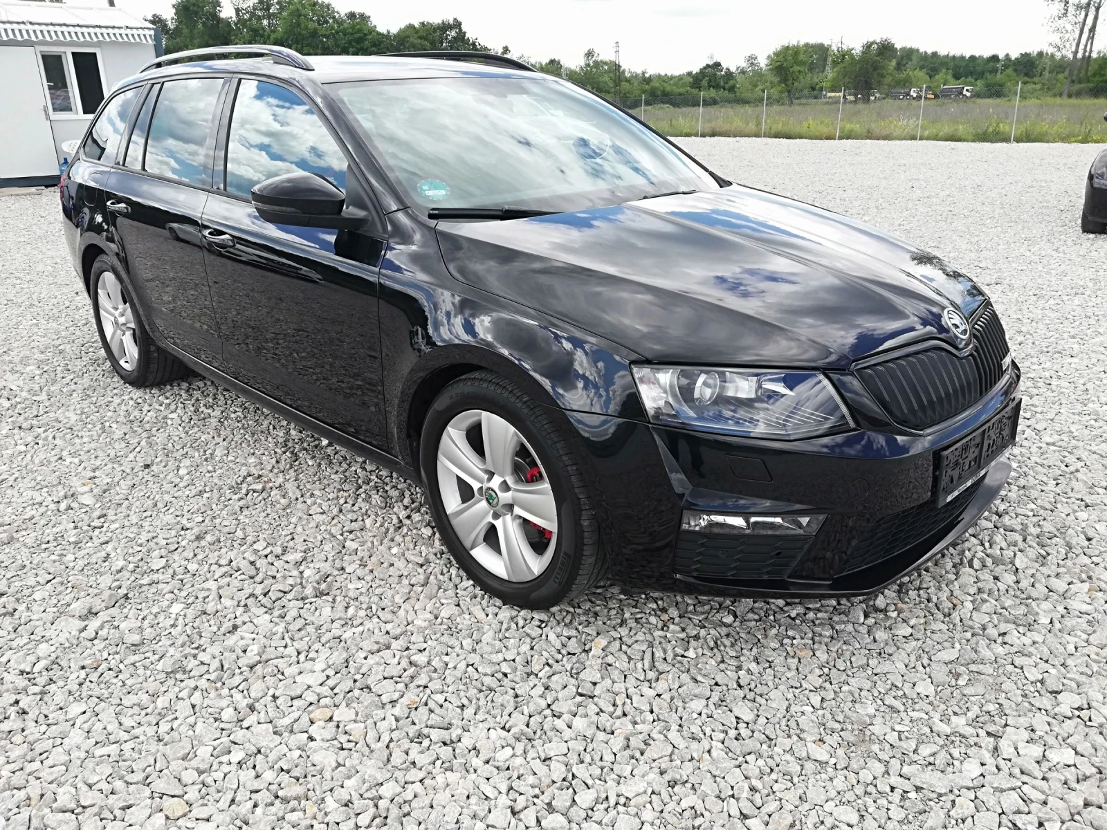 Skoda Octavia 2.0TDI  AVT VRS 4X4 NAVI ACC - изображение 8