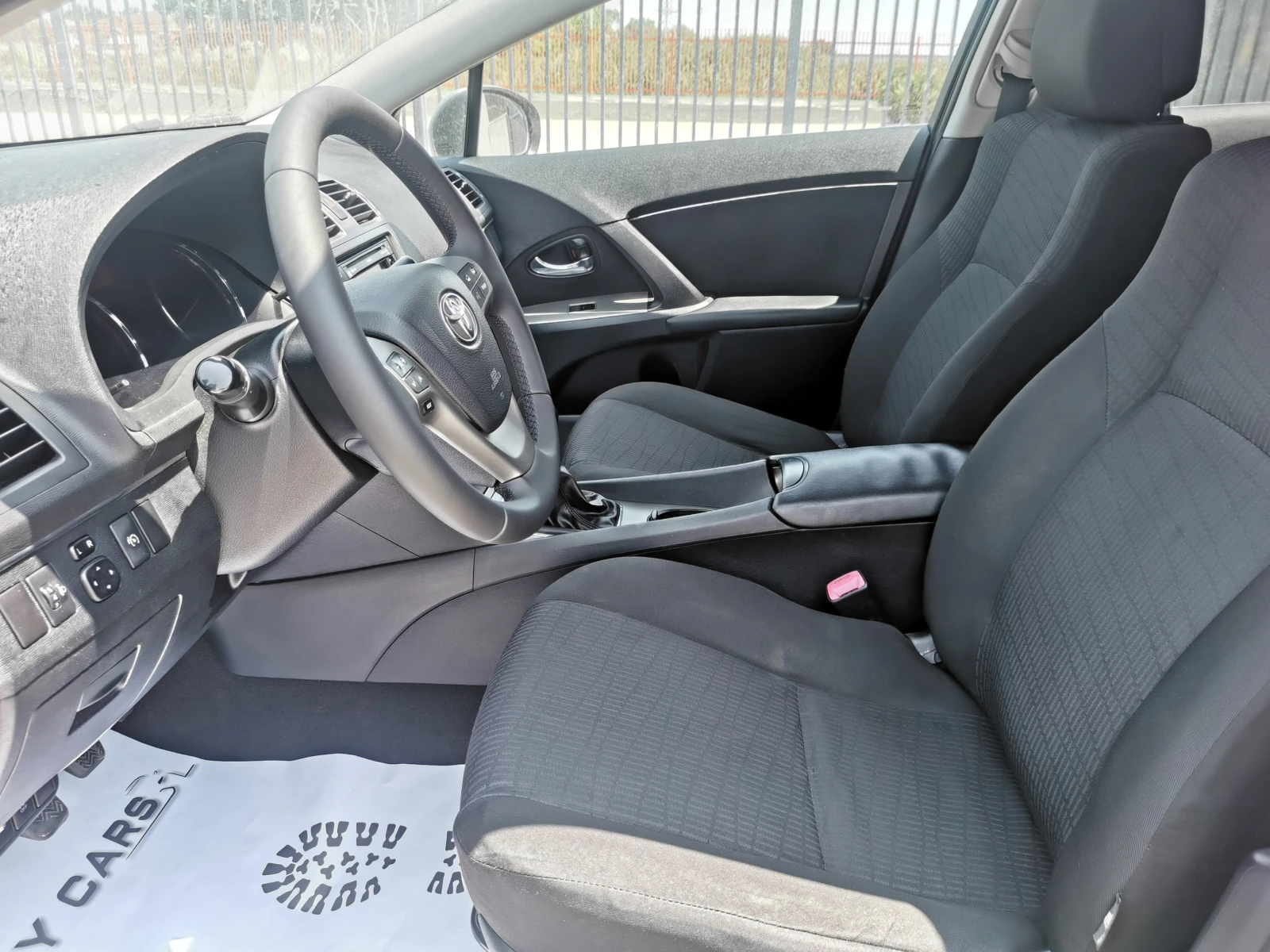 Toyota Avensis 2.0 D4D - изображение 10